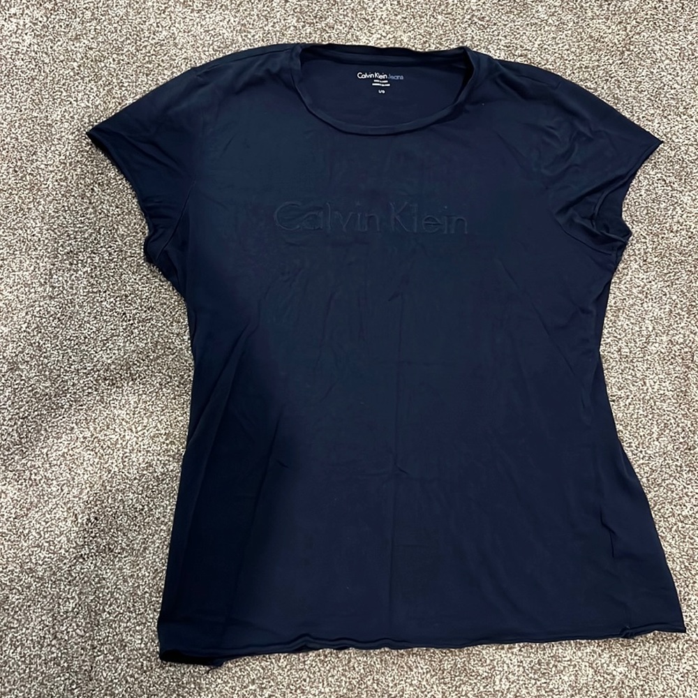 Calvin Klein T-shirt